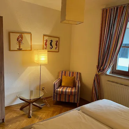 Iv Gemuetliche In Pool-position