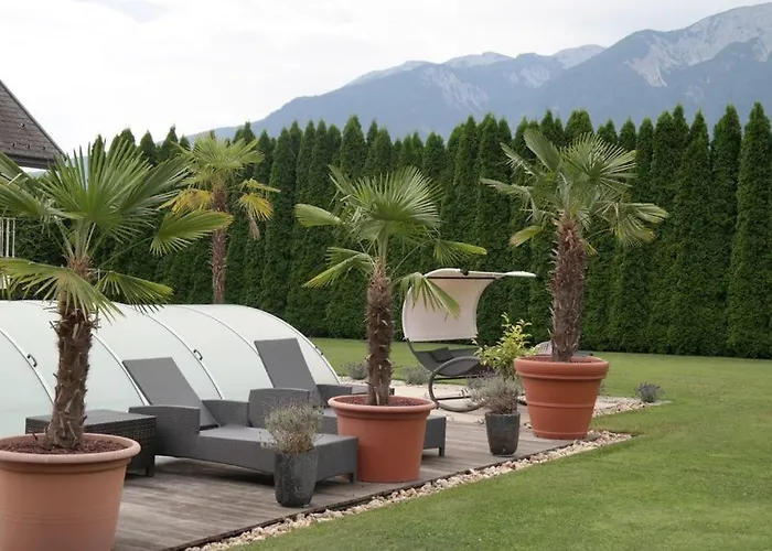 Iv Gemuetliche In Pool-position *